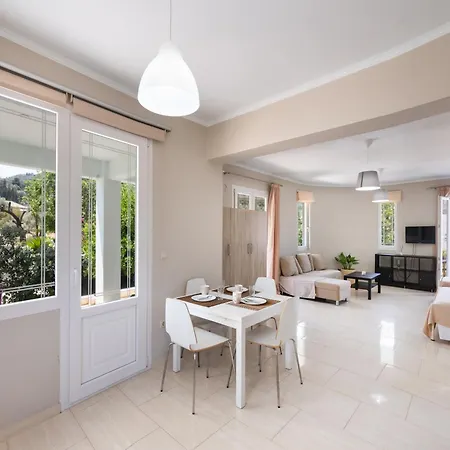 Apricus1 Appartement Apolpaina